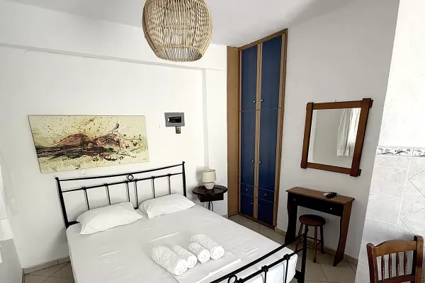 oneiro-room-5-june-2026-4D8EE648F-A6FF-EFE1-2432-C2DFD8799550.webp