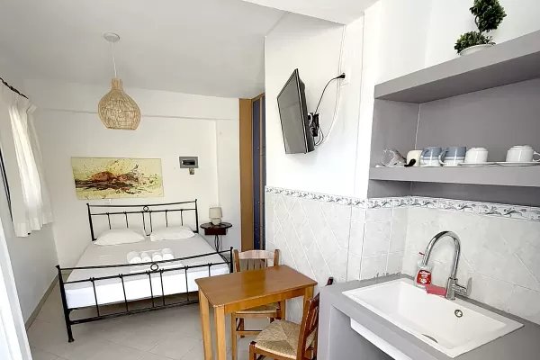 oneiro-room-5-june-2026-75A4683D8-771F-BD91-98DD-04C9D7DFE7BF.webp